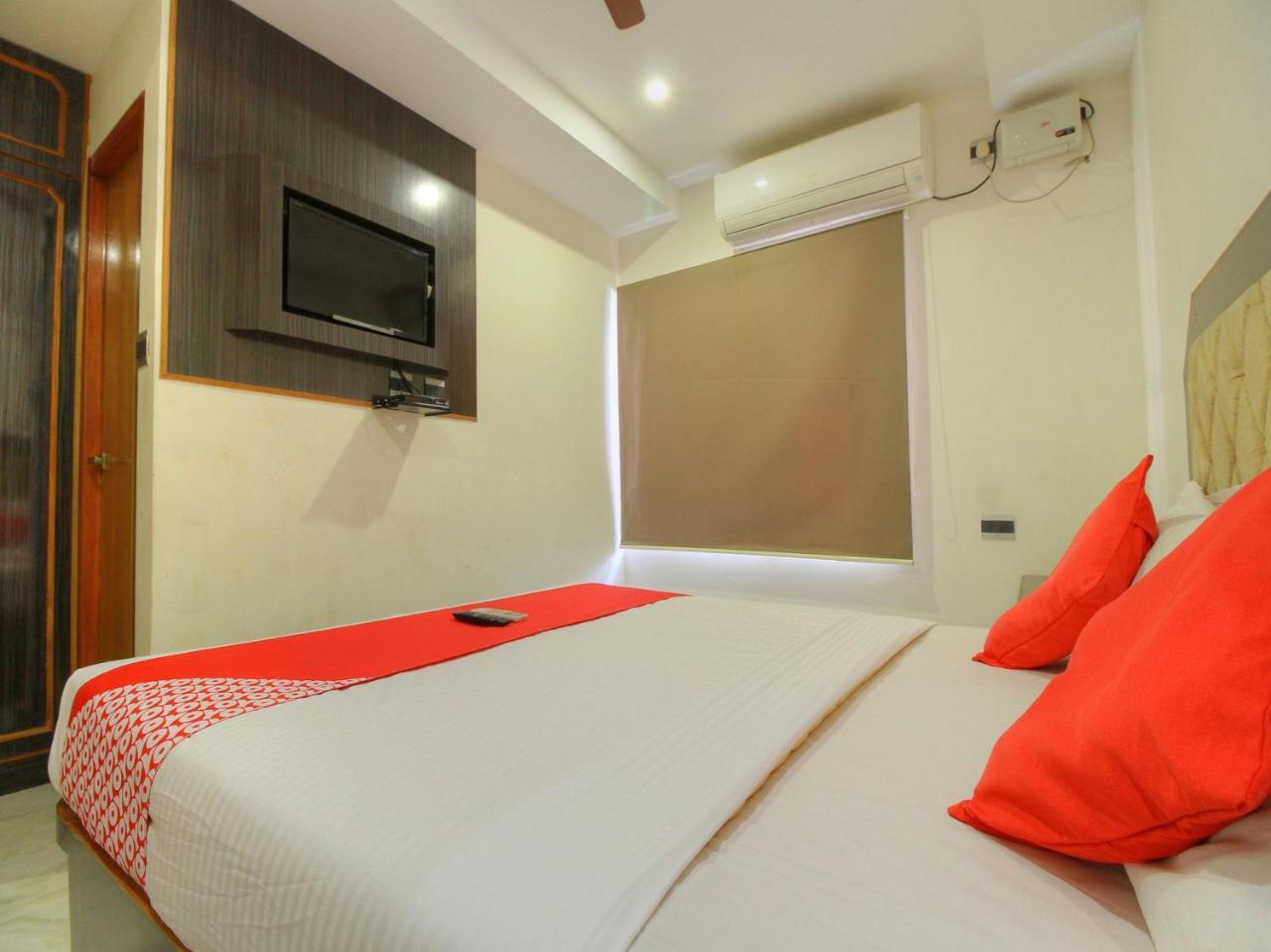 Oyo 15948 Hotel Srees Tiruchirappalli Екстер'єр фото